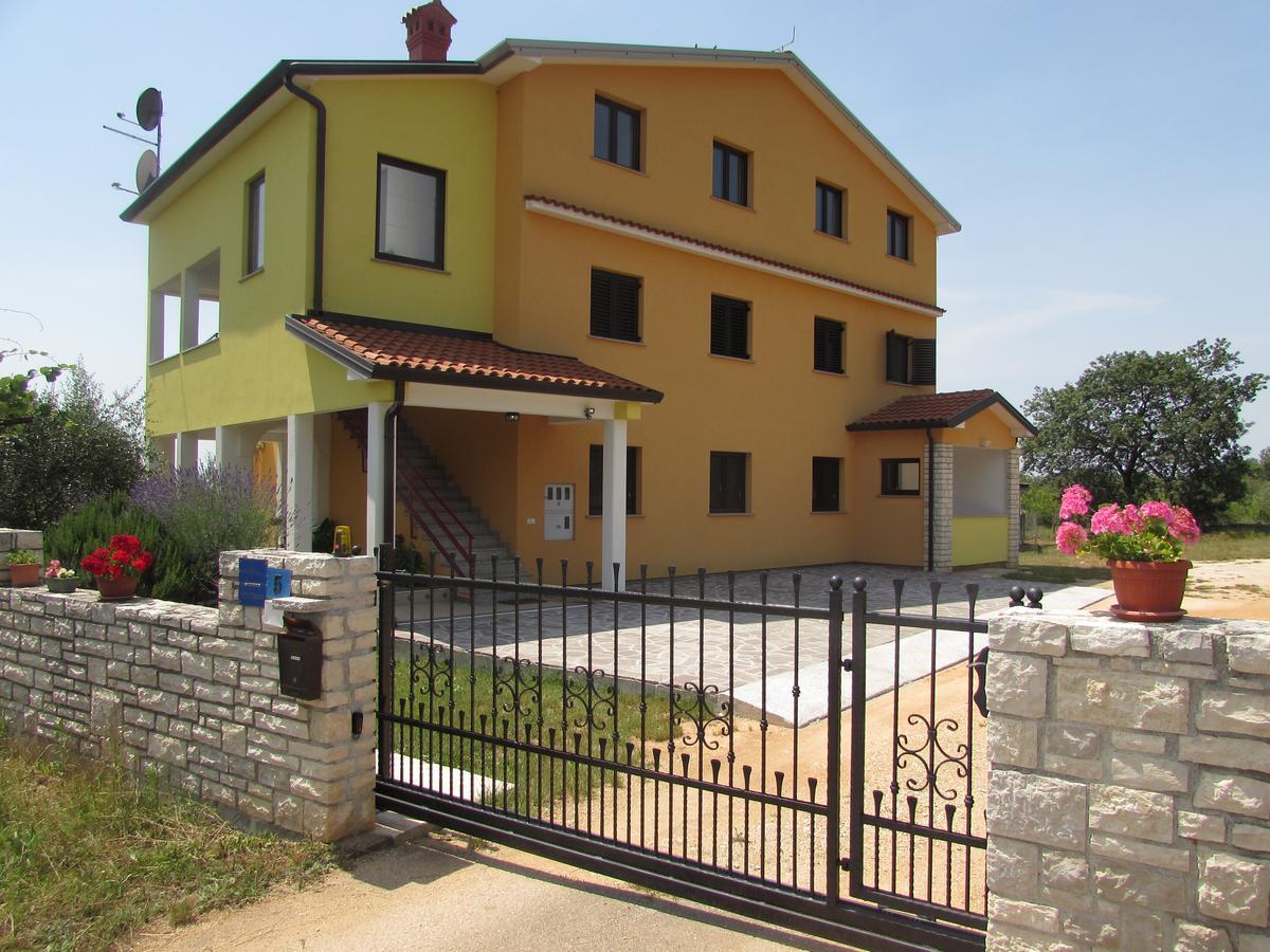Apartments Goga Umag Zewnętrze zdjęcie